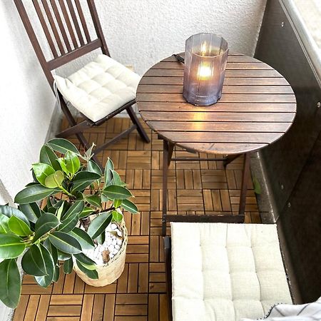Zentrale Lage - Ideal Fuer Arbeit & Erholung Graben-Neudorf エクステリア 写真